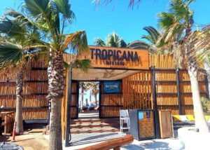 Beach club Tropicana